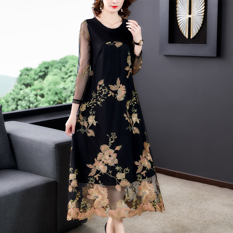 Plus Size Floral Lace Mid Sleeve Midi Dress