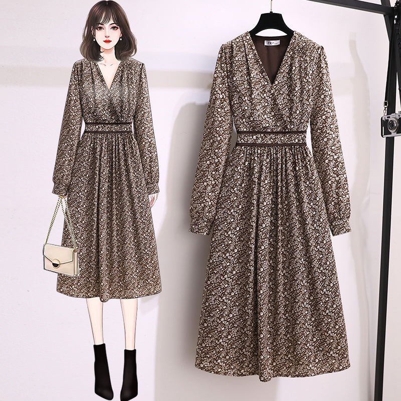Plus Size Brown Floral Piped Long Sleeve Midi Dress