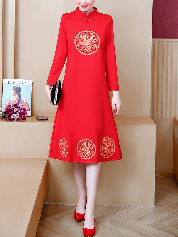 Tera Plus Size Cheongsam Qipao Gold Oriental Embroidery Long Sleeve Midi Dress (Red, Black)