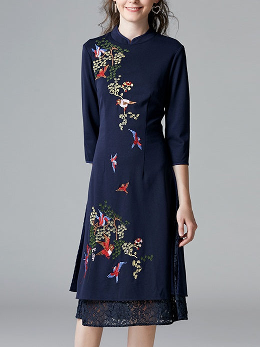 Shterna Embroidered Qipao Cheongsam Mid Sleeve Midi Dress