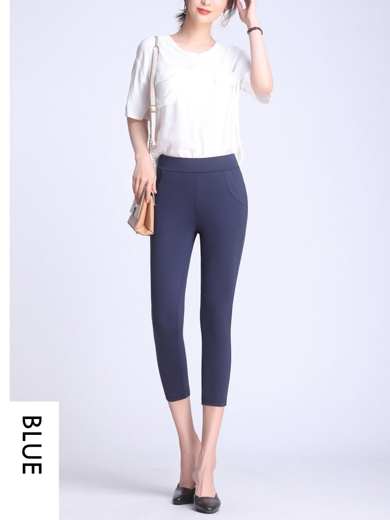 White skinny deals capri pants