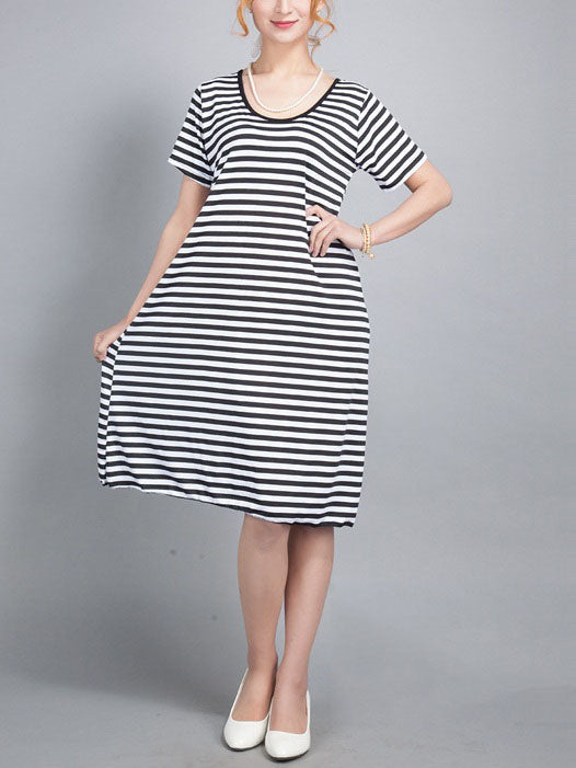 Tabbatha Plus Size Basic | Casual | Lounge | Layering White And Black Stripes Round Neck Short Sleeve T Shirt Dress  (EXTRA BIG SIZE)