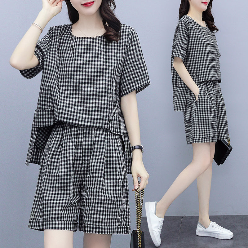 Kinvara Plus Size Gingham Short Sleeve Blouse And Shorts Set
