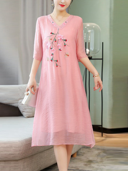 Meadhbh (Bust 96-112CM) Oriental Pink Floral Embroidered Midi Dress