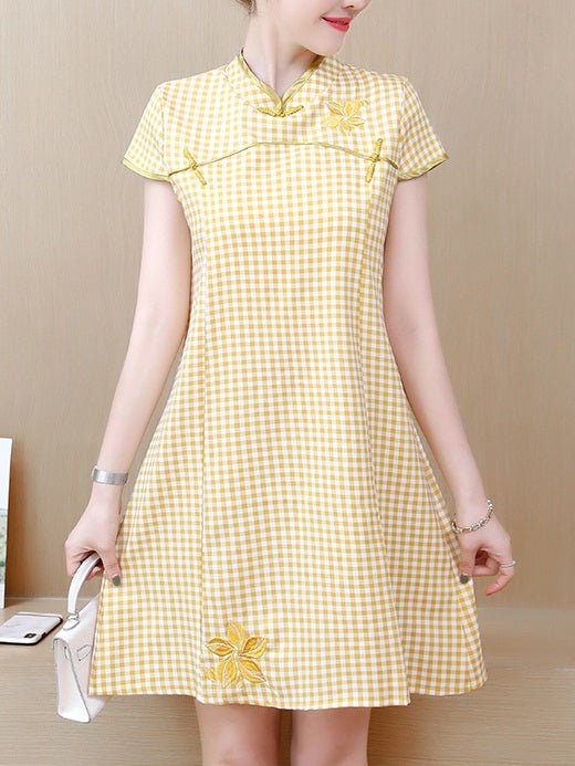 Terilyn Plus Size Cheongsam Qipao Yellow Gingham Checks Floral Embroidery Short Sleeve Dress