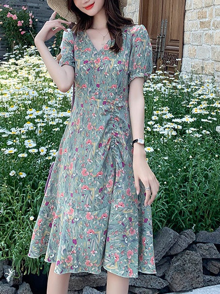 Libbie Plus Size Korean Scrunched Floral Dress