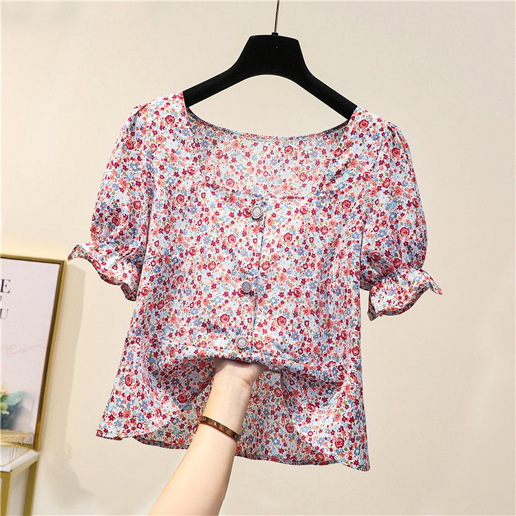Knarik Plus Size Square Neck Floral Short Sleeve Top