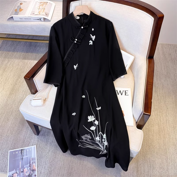 Plus Size Black Embroidery Chinese Cheongsam