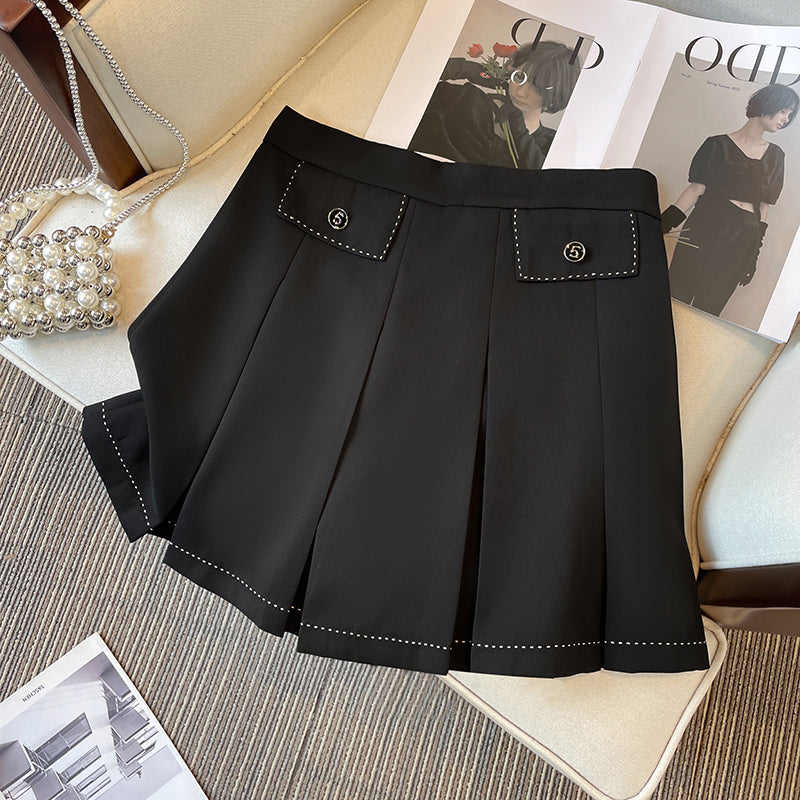 Plus Size Black Pleat Mini Skirt