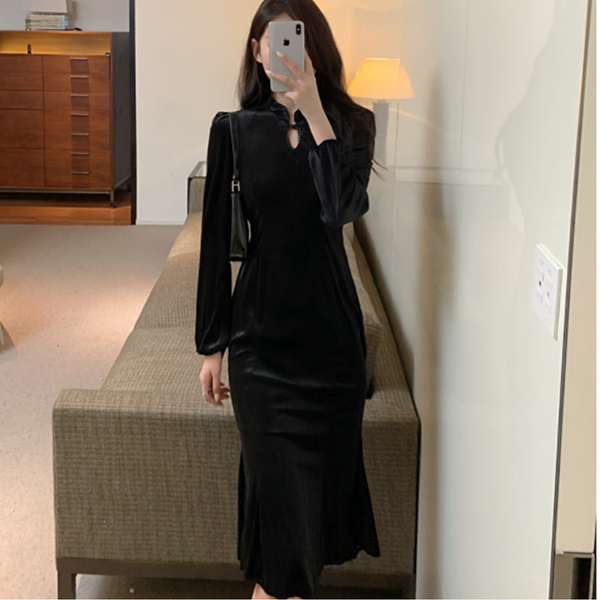 Plus size black velvet long sleeve cheongsam dress