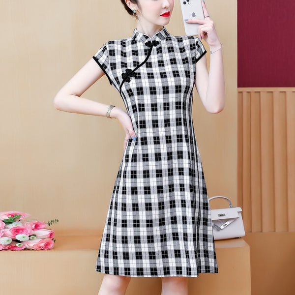 Plus size modern black white checked cheongsam dress