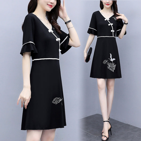 Plus size v neck black oriental embroidery cheongsam dress