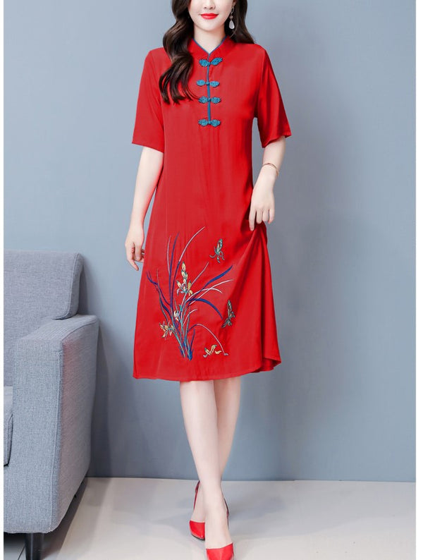 Plus size oriental embroidery cheongsam dress