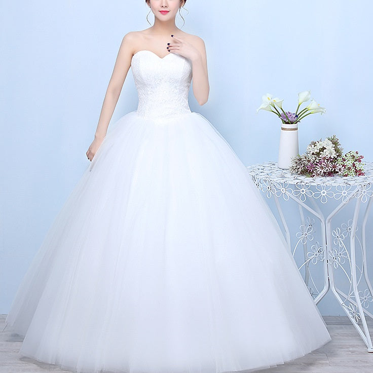 plus size sweetheart bust wedding gown