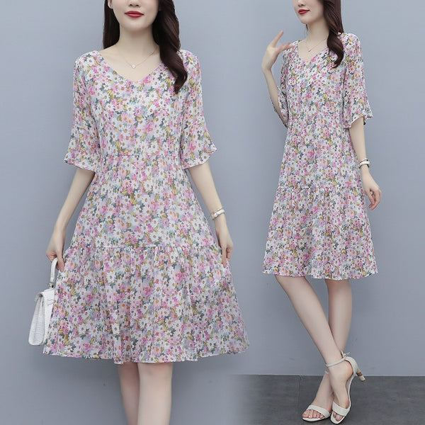 Plus Size Bell Sleeve Floral Mid Sleeve Dress