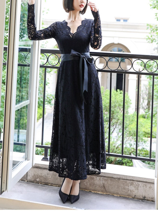 Plus Size Black Lace Wrap Long Sleeve Maxi Dress