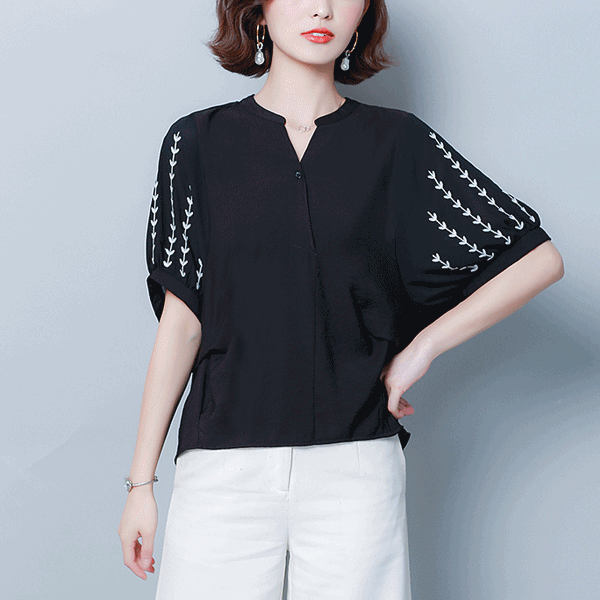 Plus size wrap balloon collar short sleeve blouse