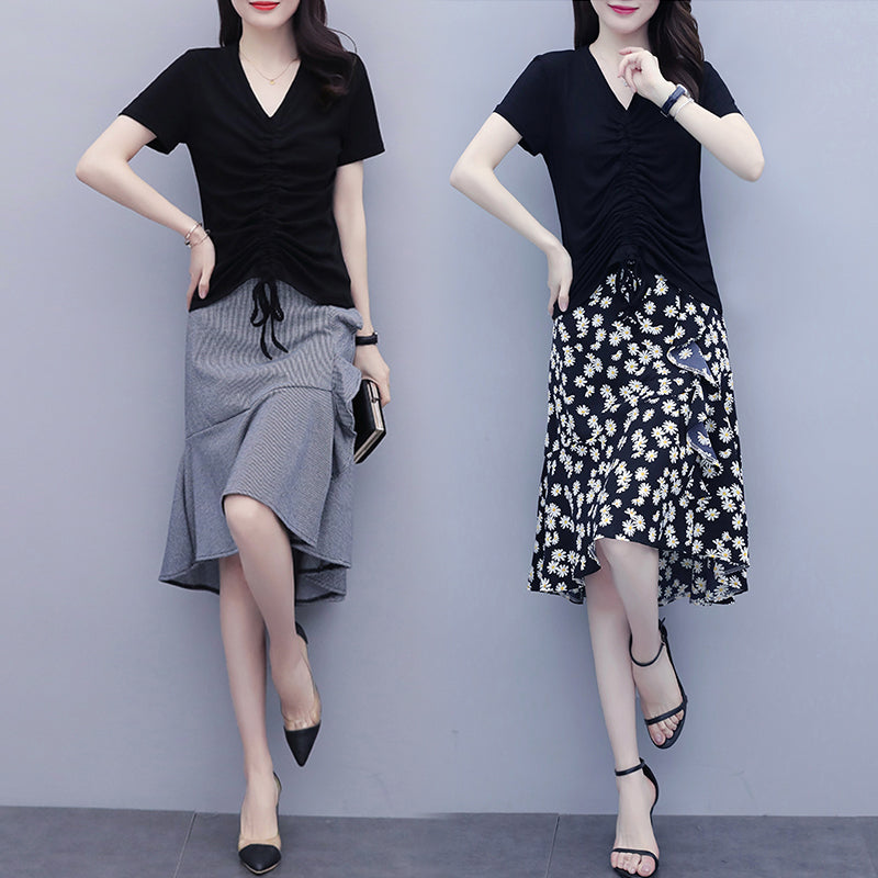 Plus Size V Neck Short Sleeve Top And Printed Skirt Set