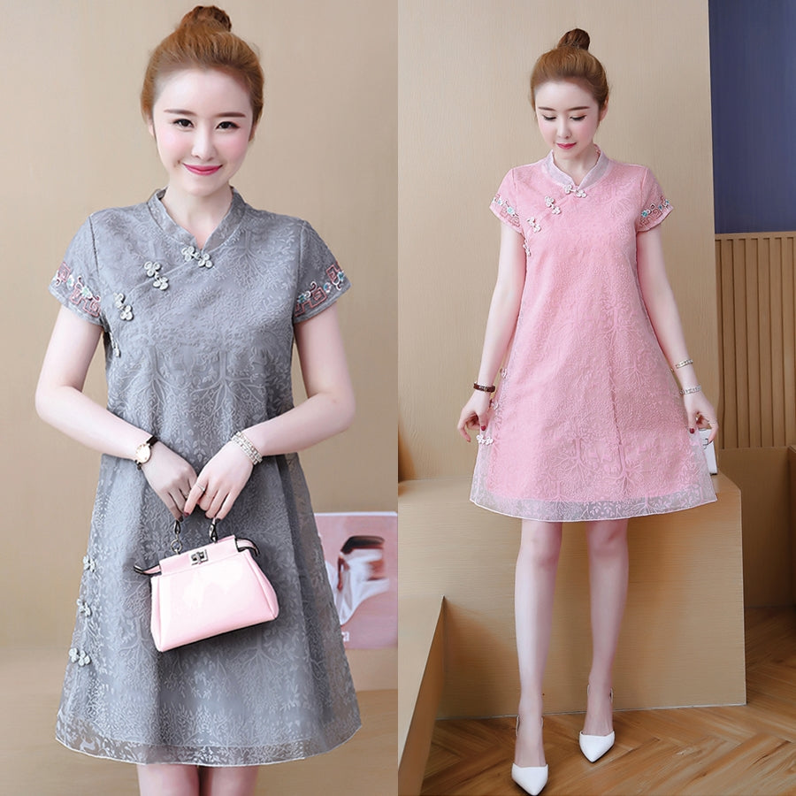 Plus Size Textured Nature Embroidery A Line Cheongsam