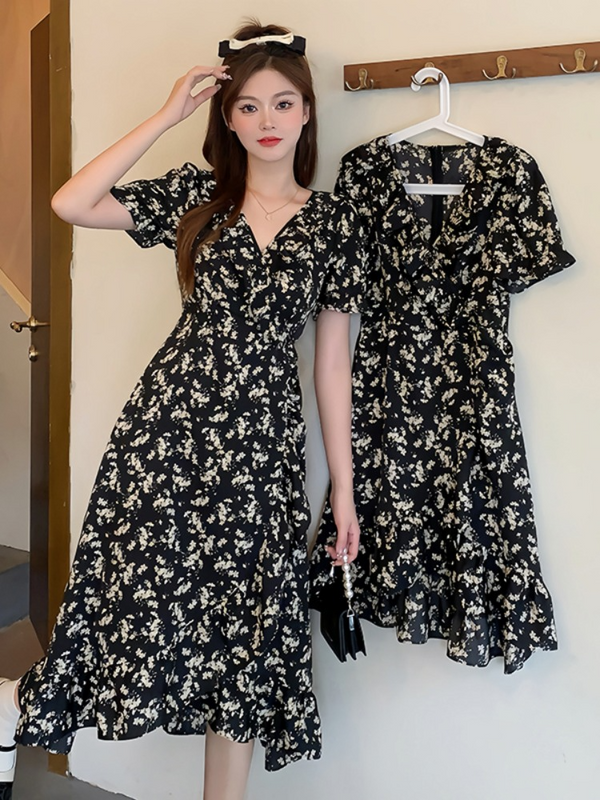 Plus Size Black Floral Wrap Short Sleeve Dress