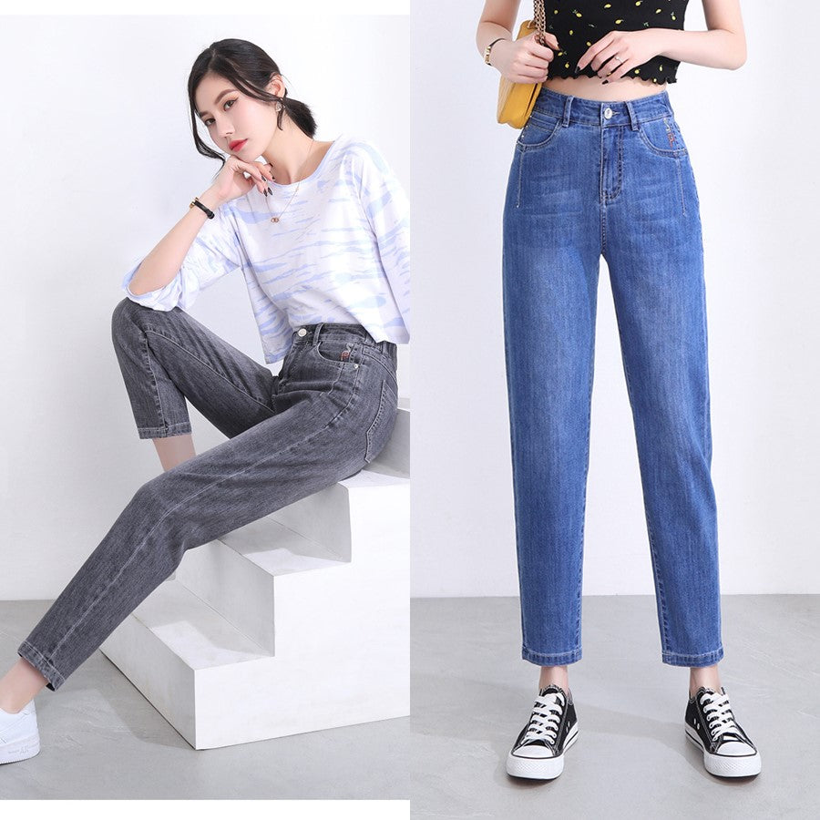Plus Size Stretchband Capri Jeans