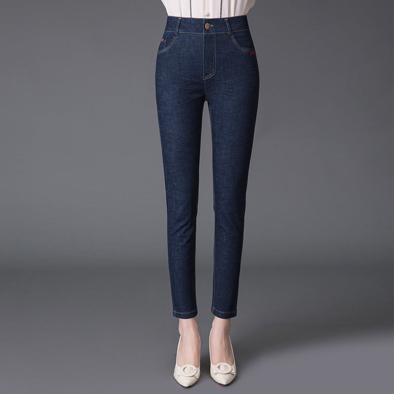 Plus Size Skinny Capri Jeans