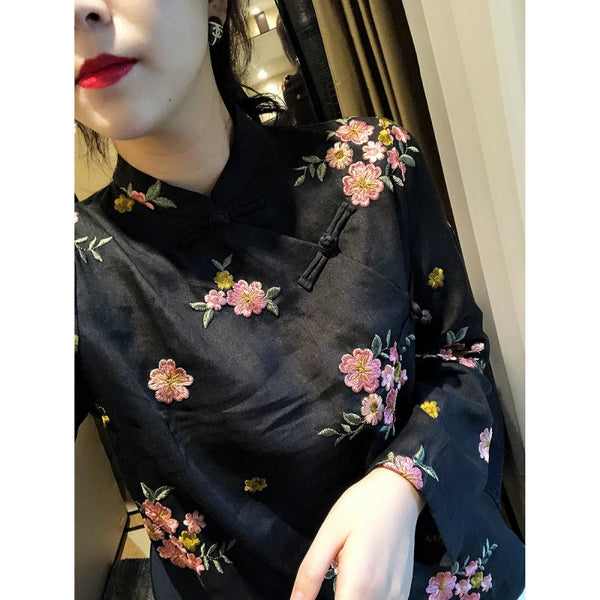 Plus Size Embroidery Black Cheongsam Blouse