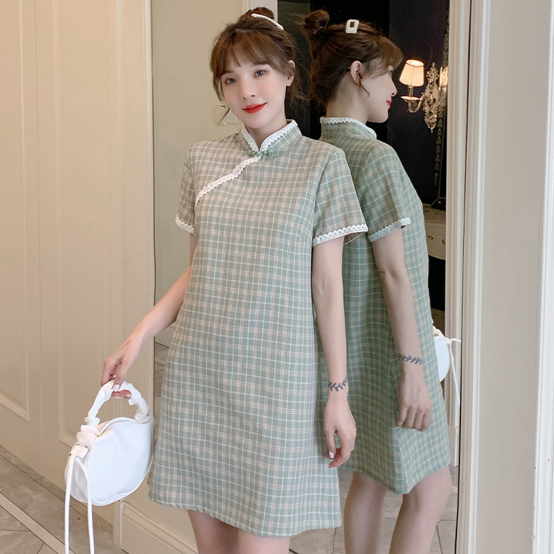 Plus Size Lace Accent Green Checks Cheongsam