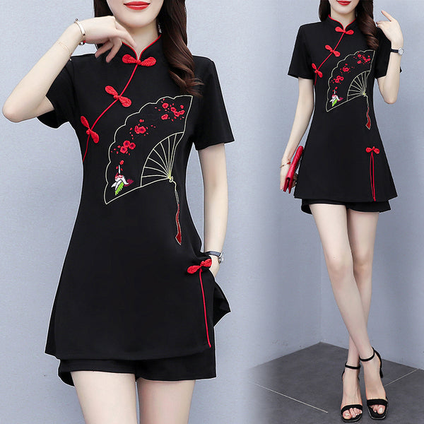 Plus Size Fan Embroidery Cheongsam Blouse and Shorts Set