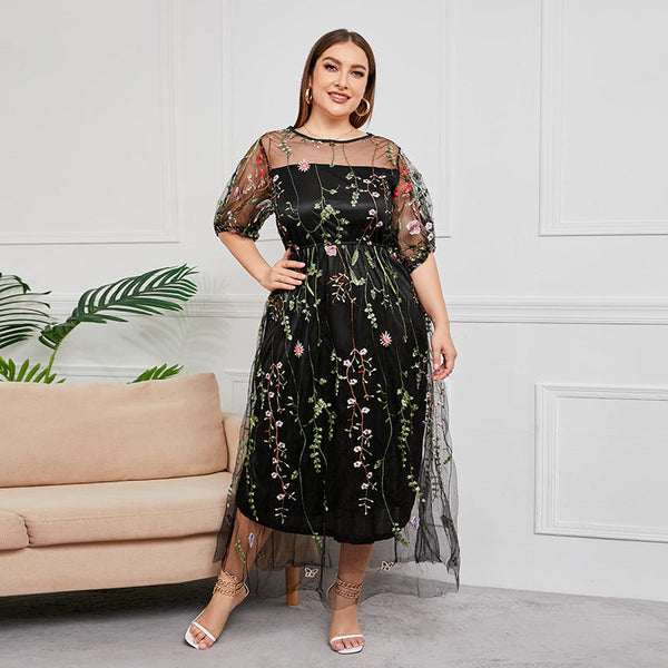 Plus Size Floral Embroidery Formal Evening Dress