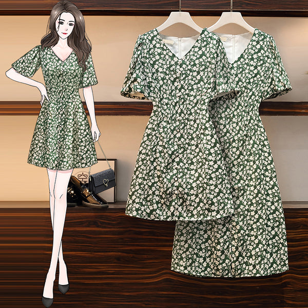 Plus Size Green Floral V Neck Dress