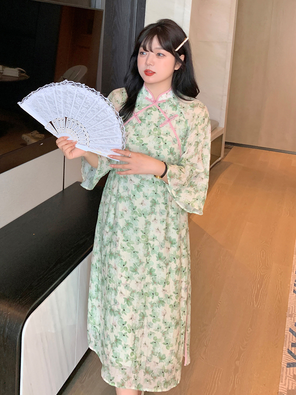 Plus Size Green Floral Vintage Cheongsam Long Sleeve Dress