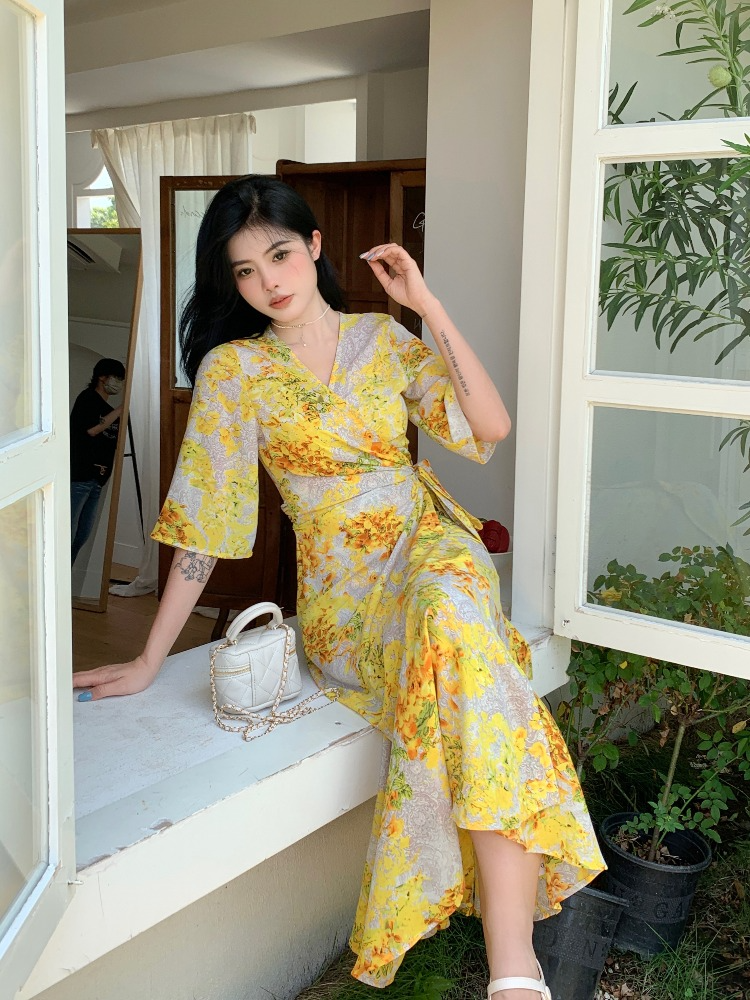 Plus Size Korean Yellow Floral Wrap Midi Dress Pluspreorder