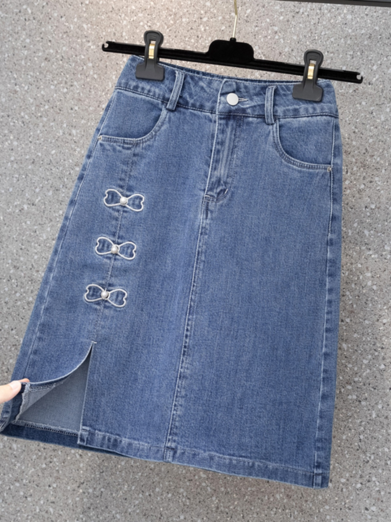 Plus Size Ribbon Denim Skirt