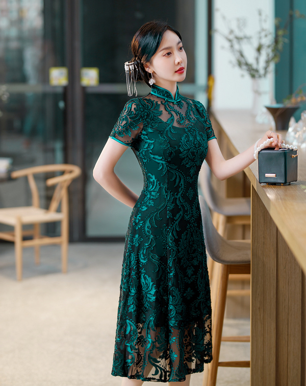 Plus Size See-Through Lace Cheongsam Dress