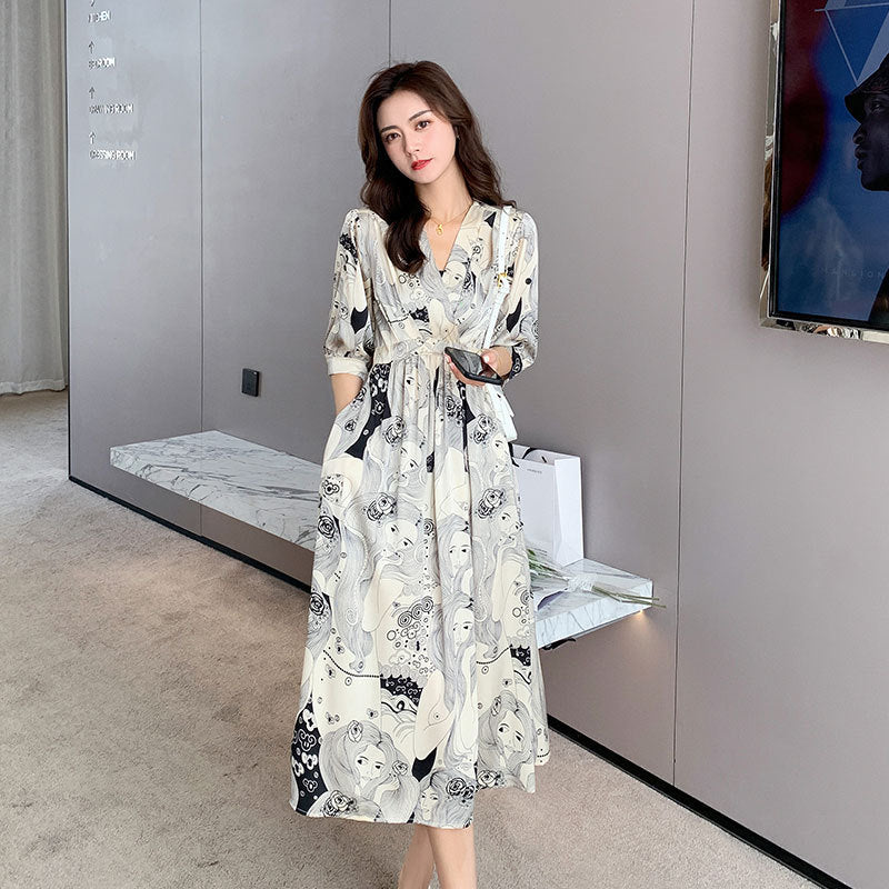Plus Size Woman Print Wrap Midi Dress