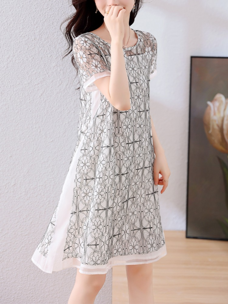 White shift 2025 dress plus size