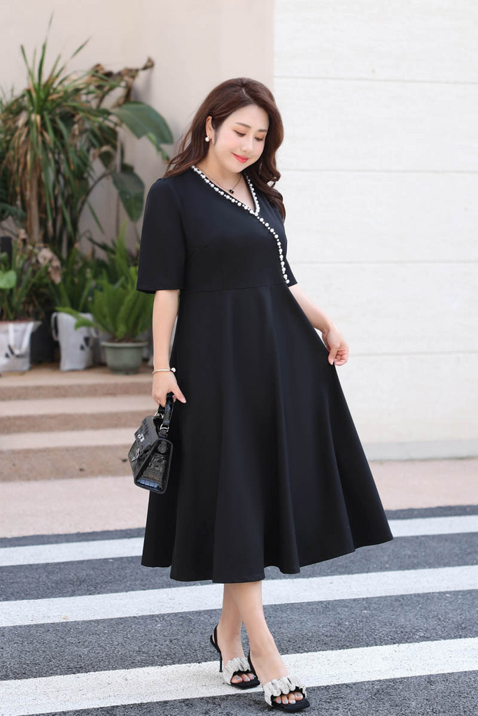 Plus Size Wrap Pearl V Neck Midi Black Dress (Extra Big Size) Pluspreorder Plus Size Wrap Pearl V Neck Midi Black Dress (Extra Big Size) Pluspreorder